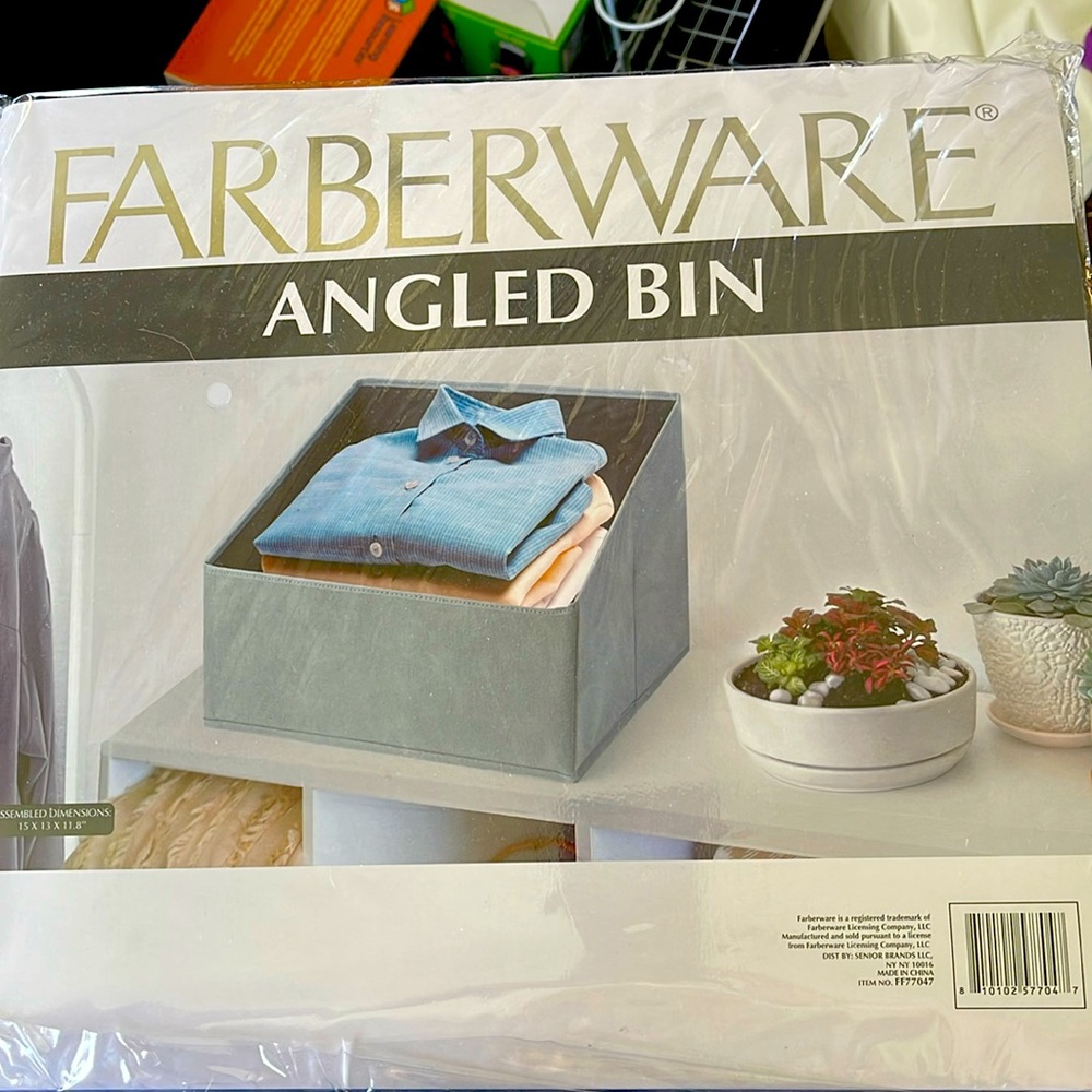 Brand new Farberware angled bin in gray